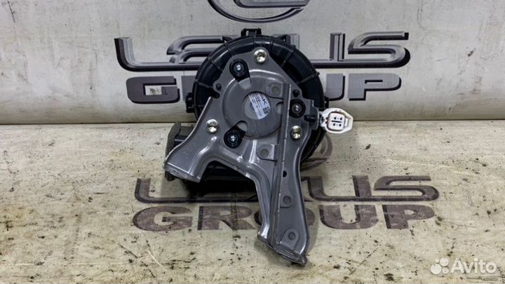 Вентилятор охлаждения батареи Toyota RAV4