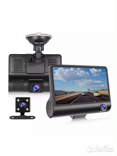 Видеорегистратор c 3-мя камерами