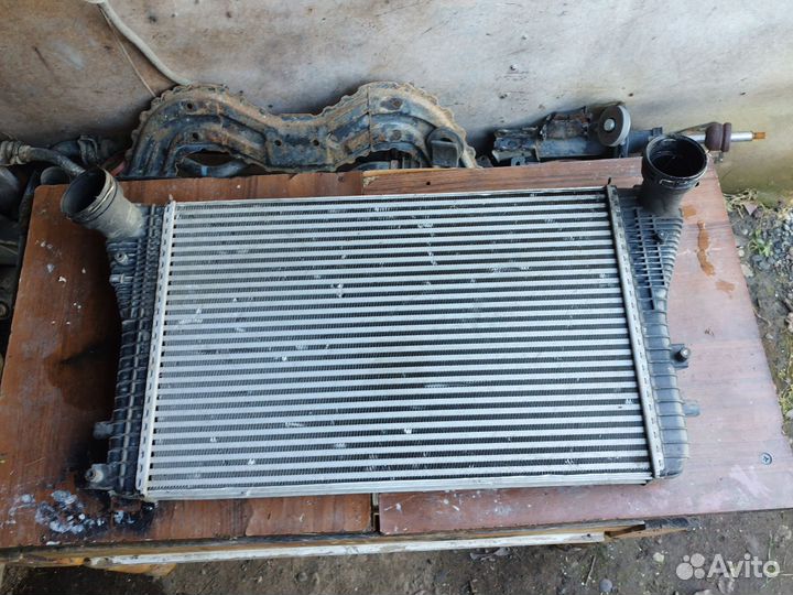 3C0145805R интеркулер 1.8-2.0 л behr N6882002