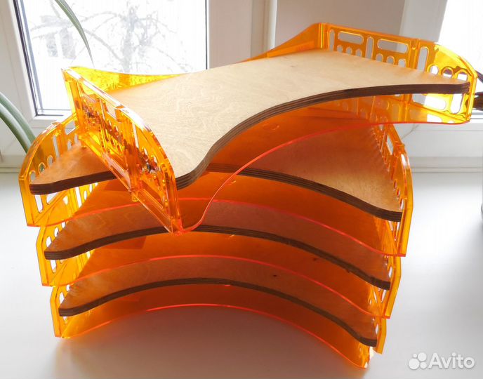 Подставка для планшетов знаки, монеты