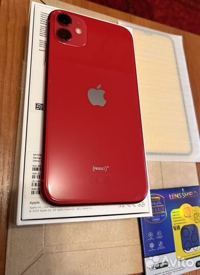 iPhone 11, 64 ГБ