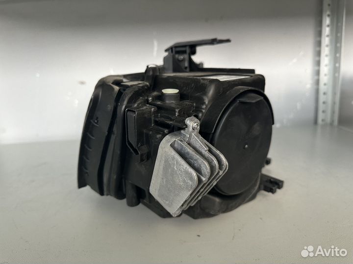 Фара Audi A5 8T левая рест