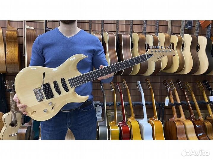 Caraya E226N Электрогитара, цвет натуральный