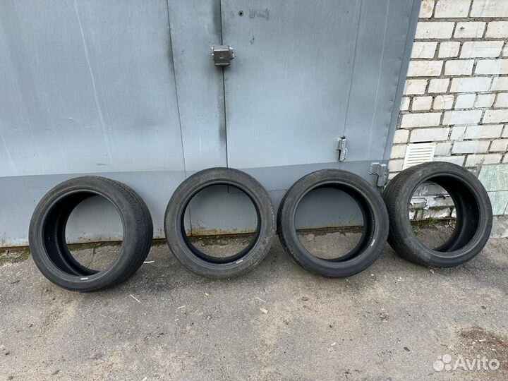 Pirelli P Zero Nero 9.5/45 R18