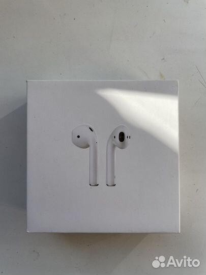 Apple airpods 2