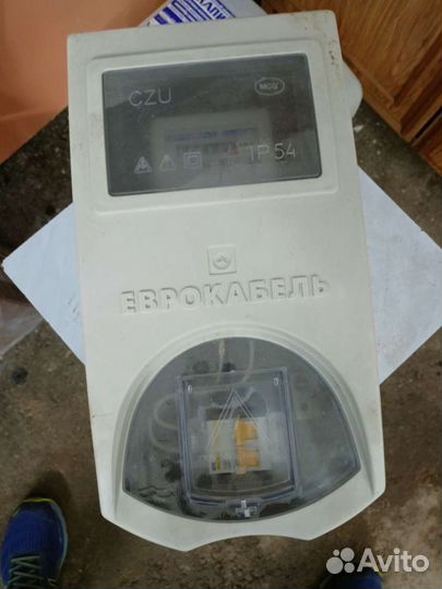 Ящик, счётчик, автоматы в сборе