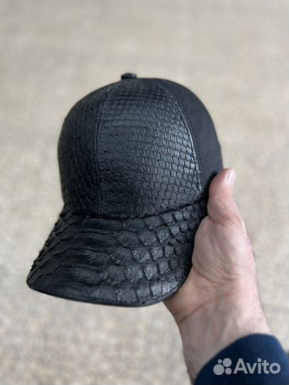 Кепки питон и крокодил