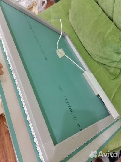 Зеркало с датчиком движения 70-80см