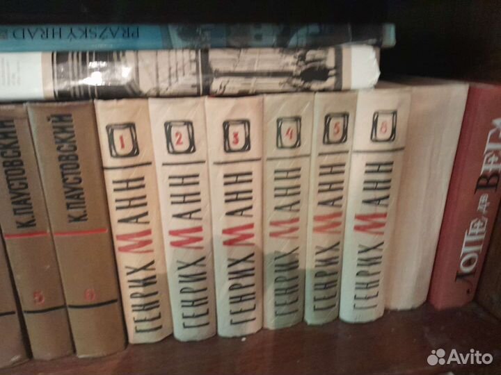 Книги Пушкин,Чехов,Толстой