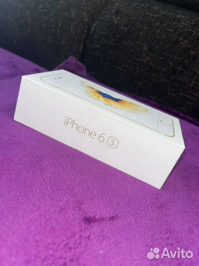 Телефон iPhone 6s