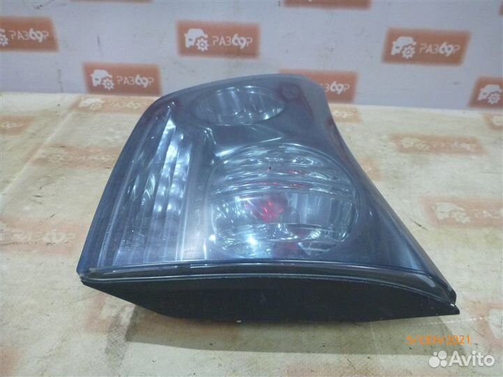 Фонарь задний правый Lexus Rx330 2005