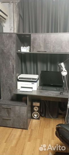 Компьютерный стол