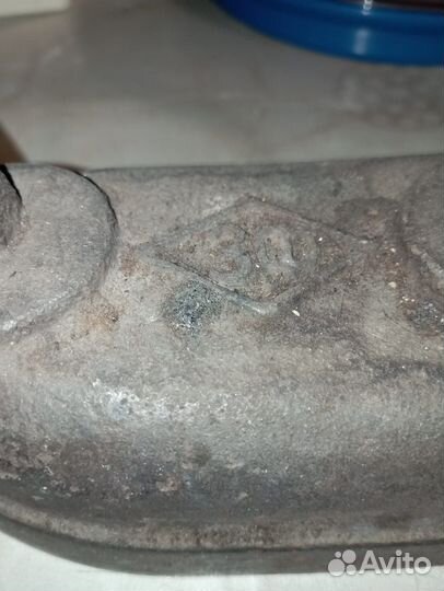 Утюг чугунный старинный