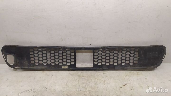 Решетка бампера передняя Jeep Grand Cherokee WK2