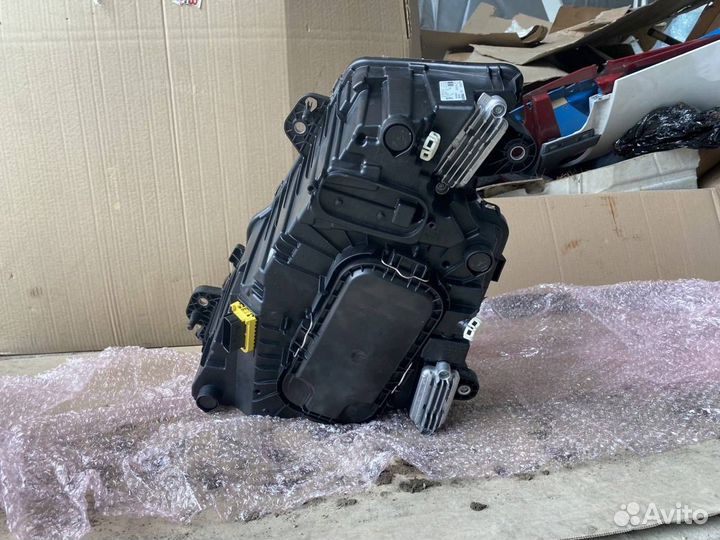 Фара правая Volvo FH5 24362660