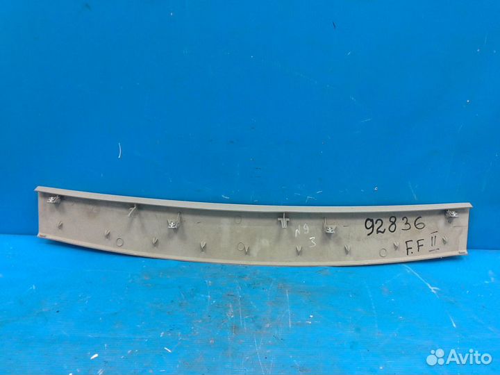 Обшивка двери багажника Ford Focus II 2005-2008