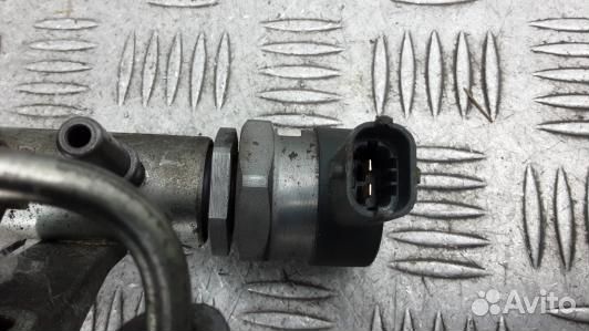 Топливная рампа дизельная jaguar XF (X250) (1NN10B