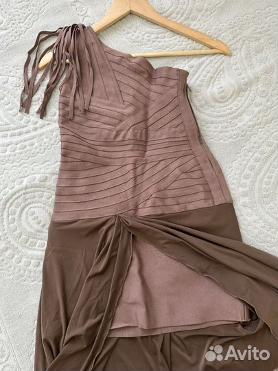 Вечернее платье в пол