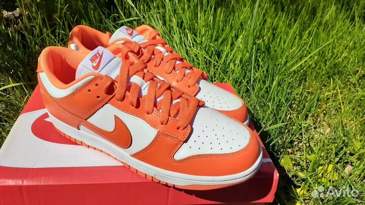 Nike sb dunk low laser orange