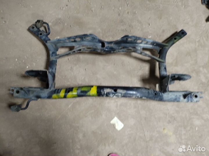 Задняя балка