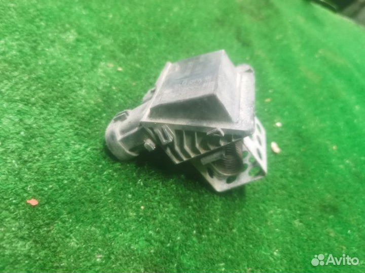 Блок управления вентилятором Citroen C4 седан 1.6