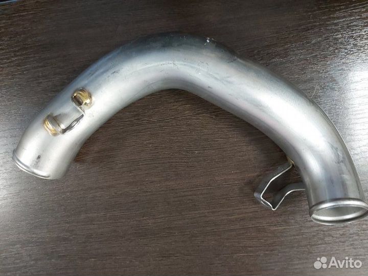 Патрубок интеркулера правый Mercedes S 500 4Matic