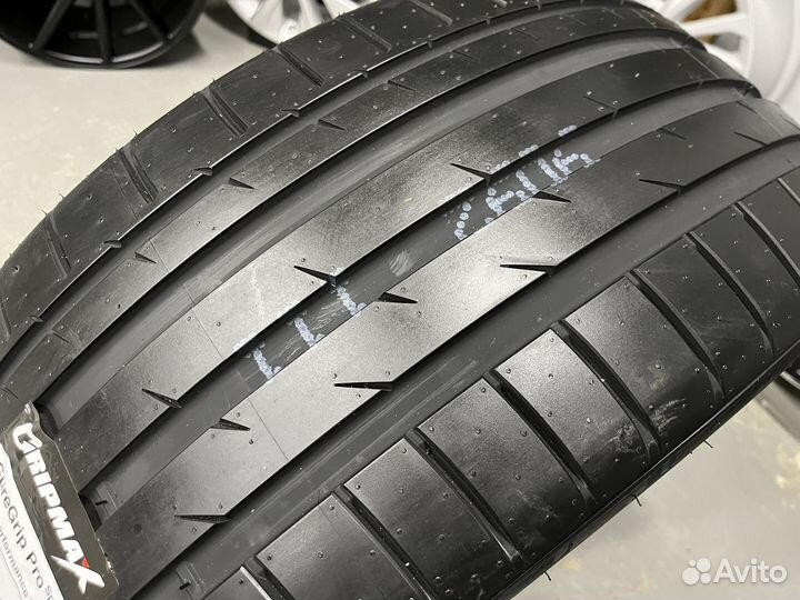 Gripmax SureGrip Pro Sport 275/40 R22 107Y