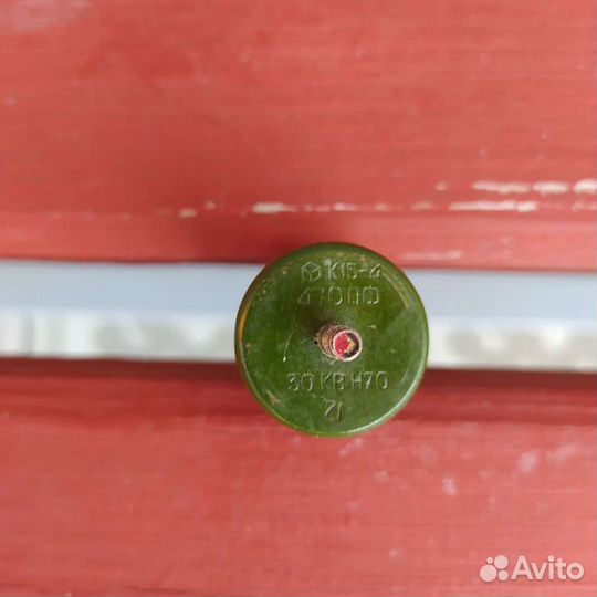 Конденсатор К15-4