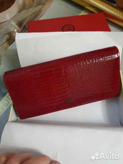 Кошелек женский красный новый