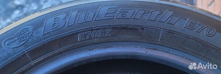 Yokohama BluEarth E70BZ 215/55 R17