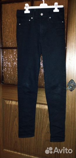 Джинсы черные