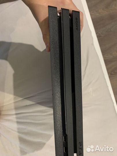 Sony PS4 pro 1tb