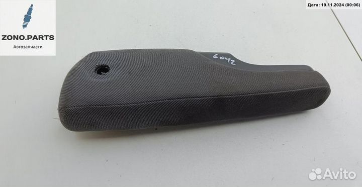 Подлокотник 7M0881081 на Ford Galaxy (2000-2006)