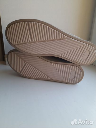 Ботинки женские зимние. 39