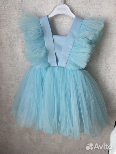 Платье праздничное 104