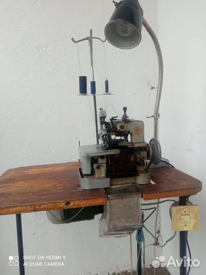 Оверлок для швейной машины