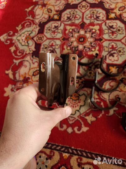 Продаю кронштейны для слива