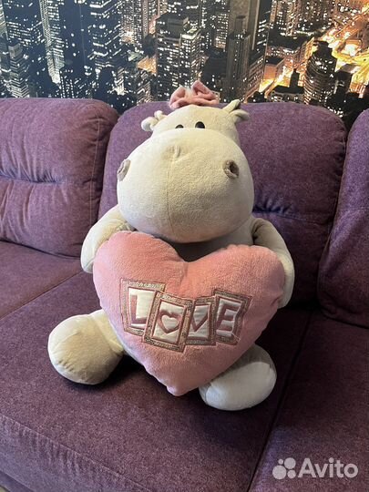 Игрушка бегемот