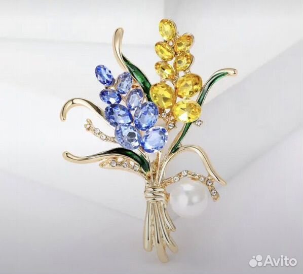 Брошь бабочка кролик пчела стрекоза цветы