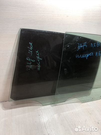 Стекло двери задней левой Skoda Octavia A5