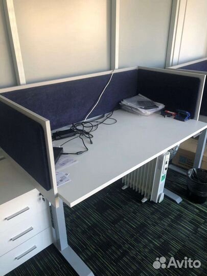 Письменный стол, кресло, тумба