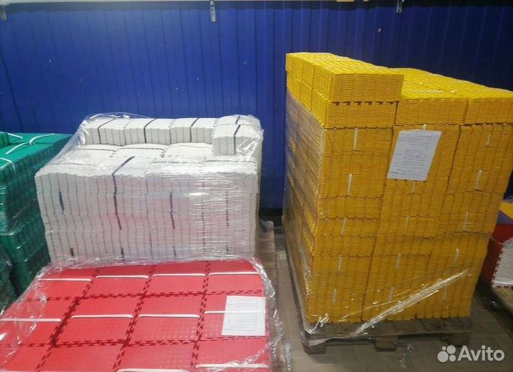 Модульная плитка пвх в спорт зал