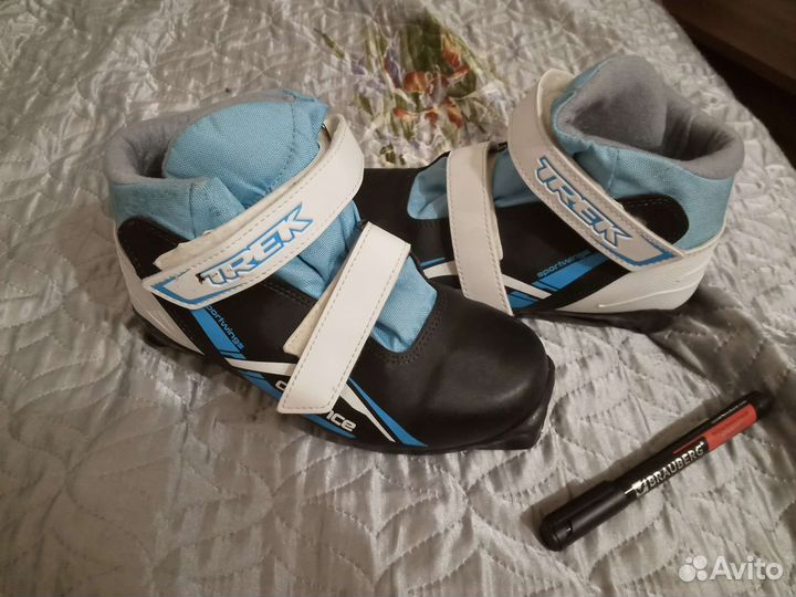 Лыжные ботинки детские 35