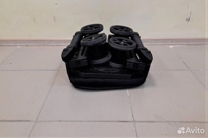 Прогулочная коляска Rant Aero. /Новая