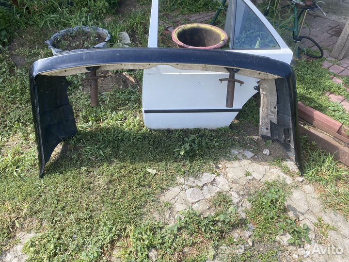 Задний бампер bmw 3 e36 оригинал