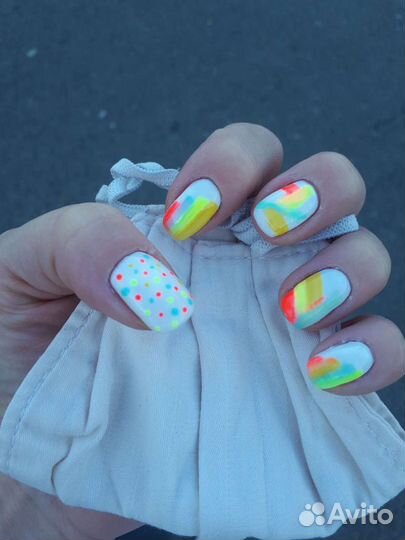 Маникюр,педикюр