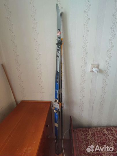 Беговые лыжи