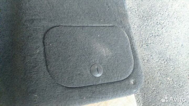 Обшивка крышки багажника Audi A8 D2 4.2 2002