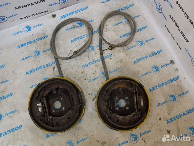 Щит опорный задний Renault Sandero 2