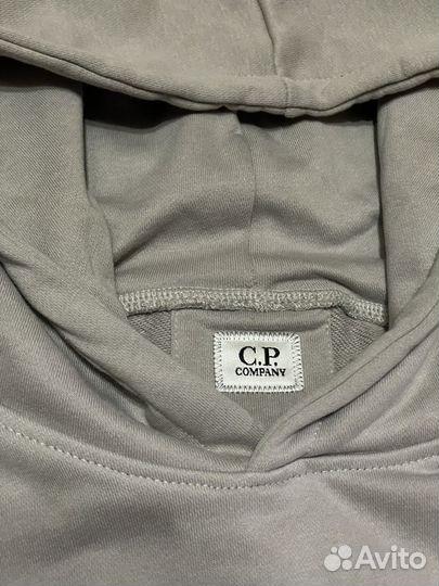 Худи CP. Company линза на плече